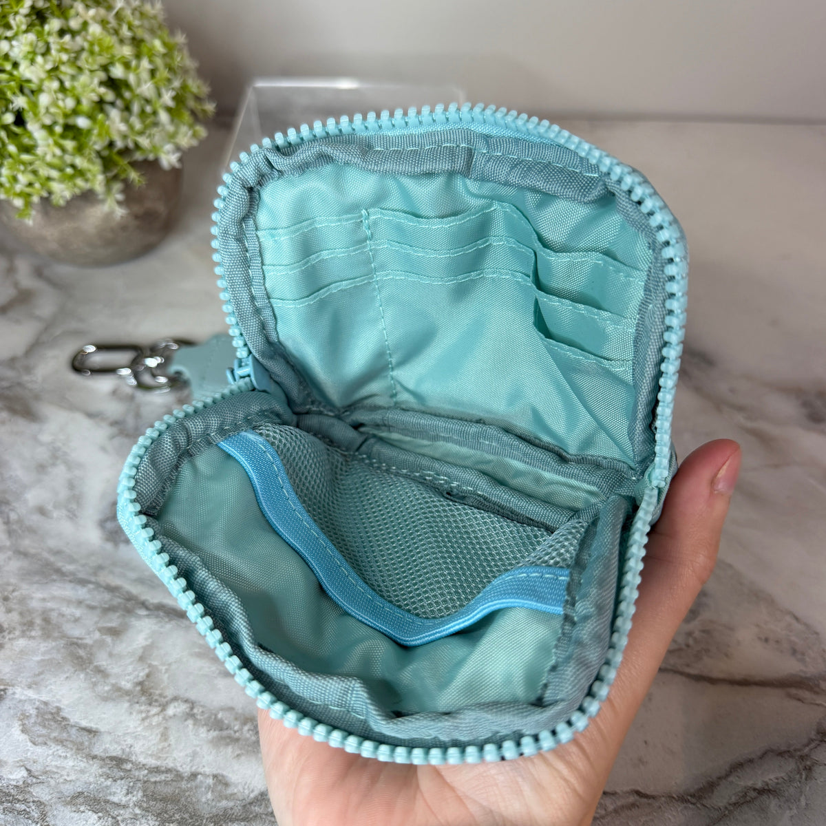 Rue - Nylon Wristlet Wallet - Light Blue Aqua