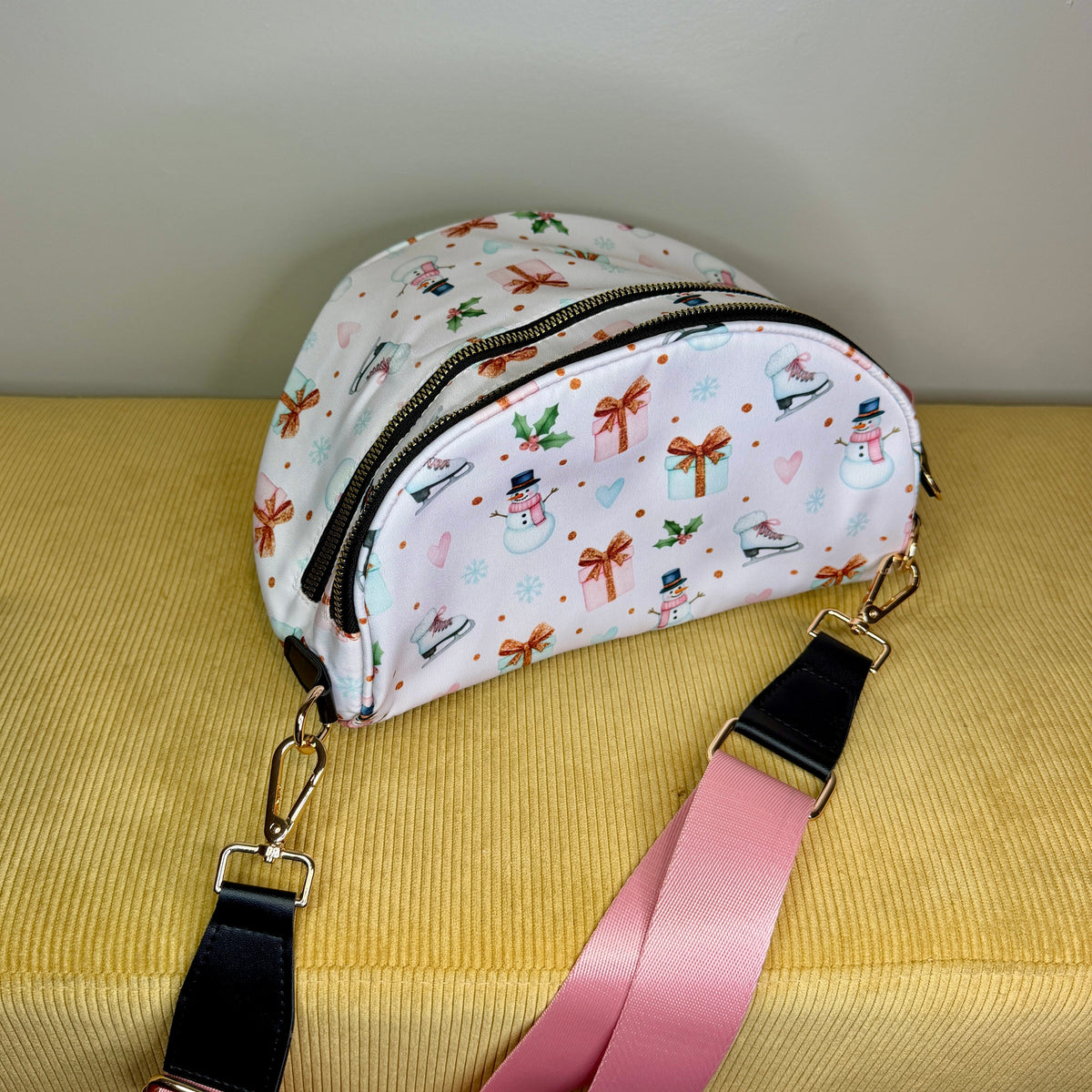 The Roni Nylon Crossbody - Christmas Snowflake Gift Ice Skate