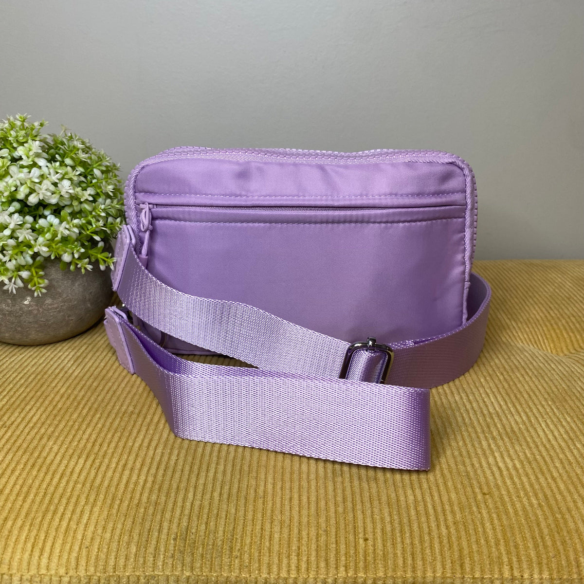 Remi - Nylon Crossbody Solid